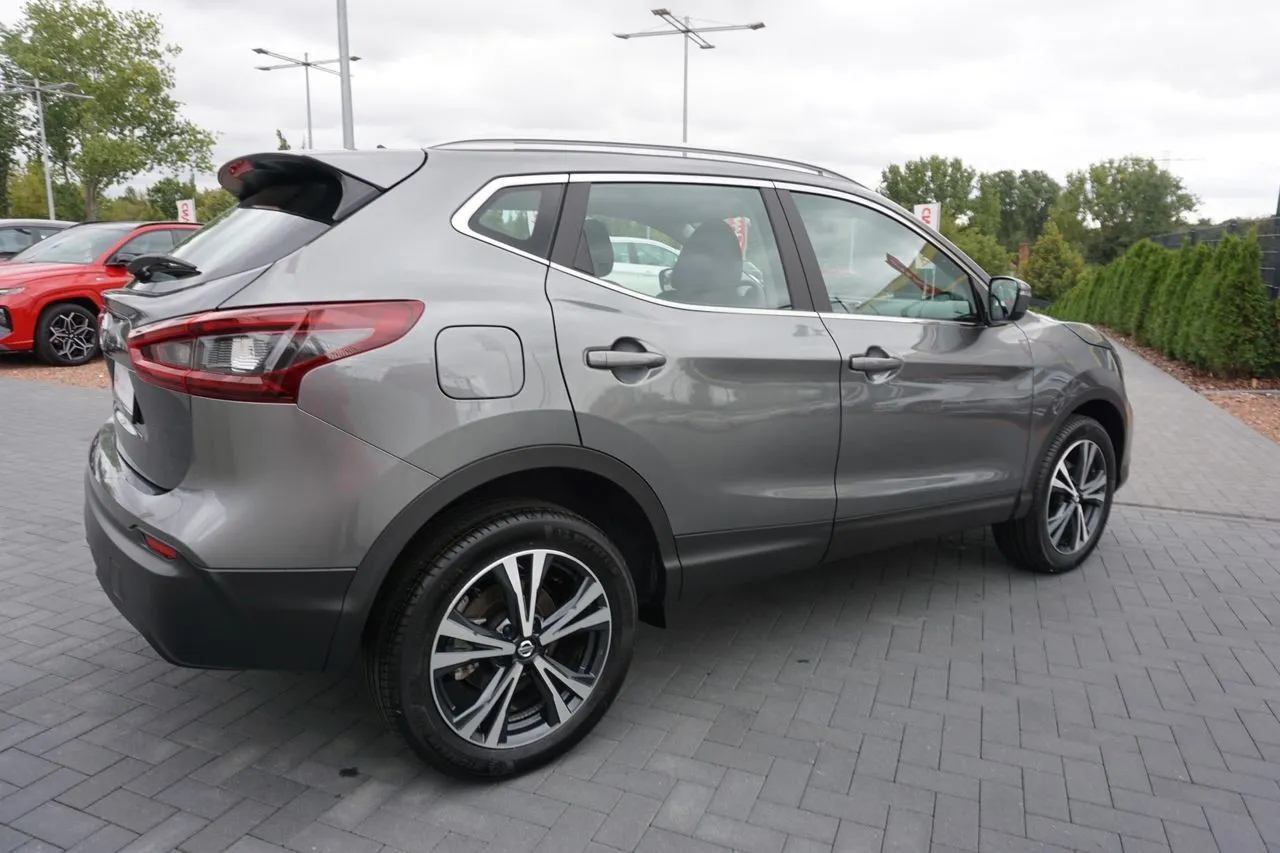 Nissan Qashqai 1.3 DIG-T...  Image 4