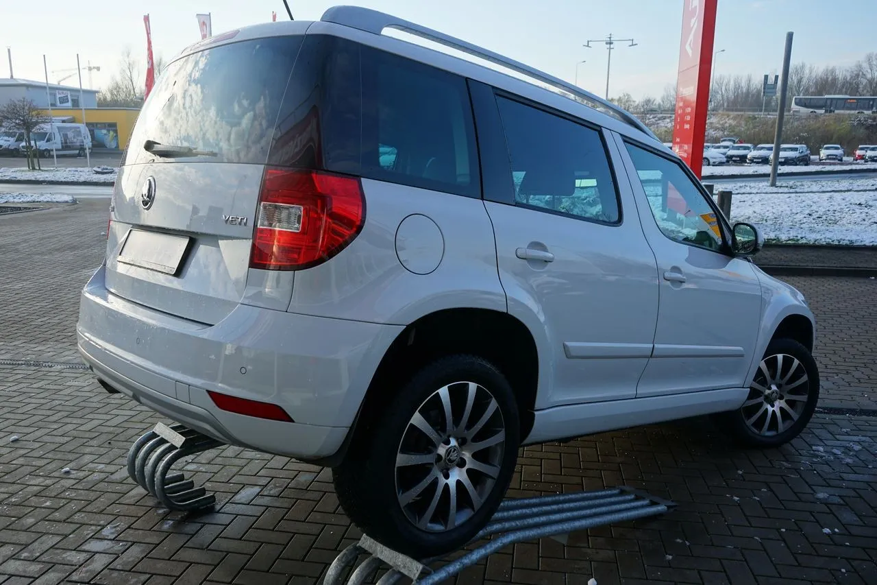 Skoda Yeti 1.2 TSI 2-Zonen-Klima...  Image 4